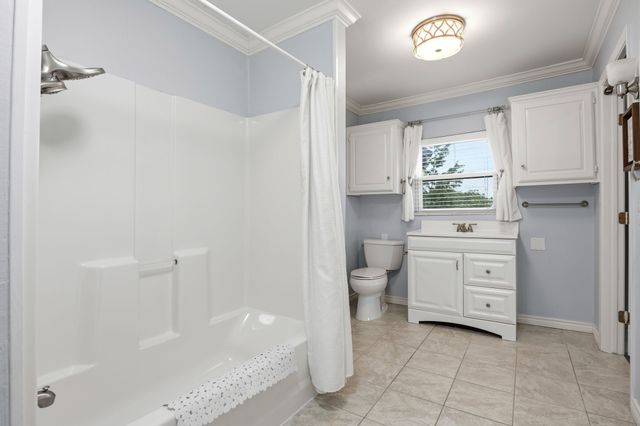 3010 S Country Club Road, Garland, TX 75043