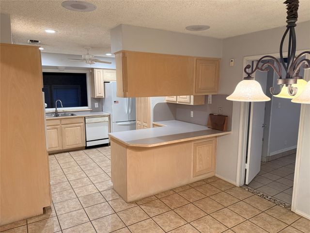 3262 Francis Drive, Fort Worth, TX 76116