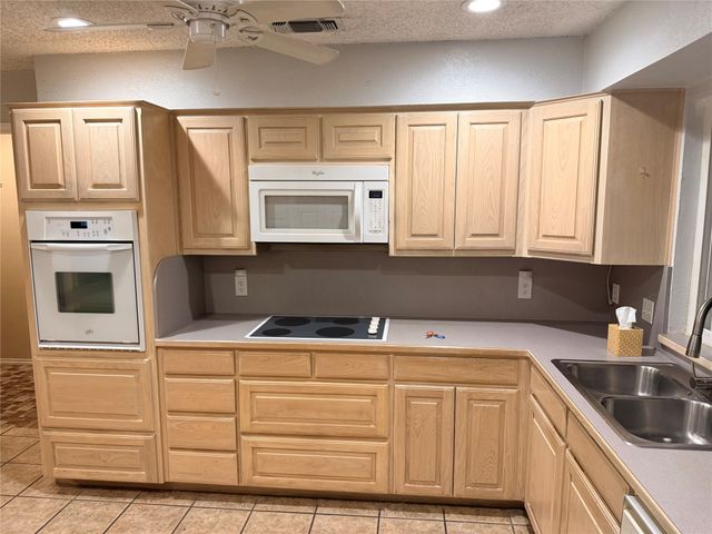 3262 Francis Drive, Fort Worth, TX 76116