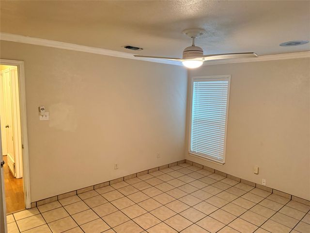 3262 Francis Drive, Fort Worth, TX 76116