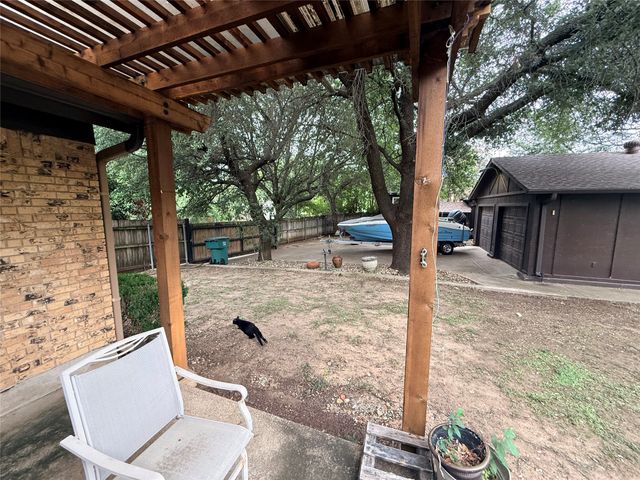 3262 Francis Drive, Fort Worth, TX 76116