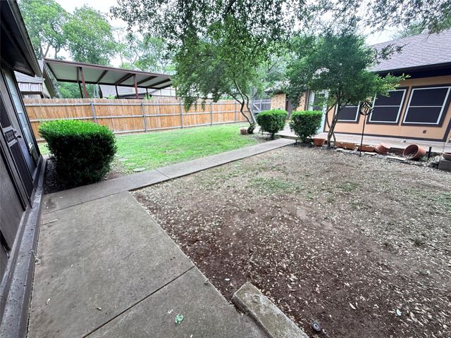 3262 Francis Drive, Fort Worth, TX 76116