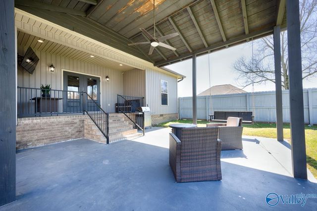 49 Dorchester Street, Albertville, AL 35951