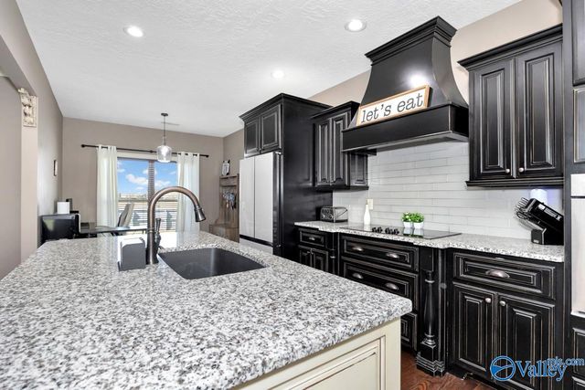 49 Dorchester Street, Albertville, AL 35951