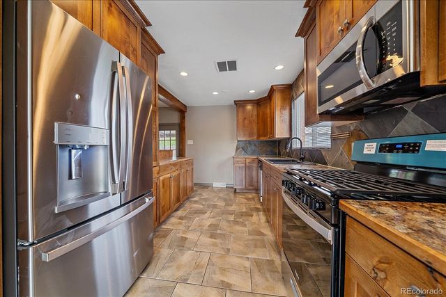 8581 Faraday Street, Denver, CO 80229