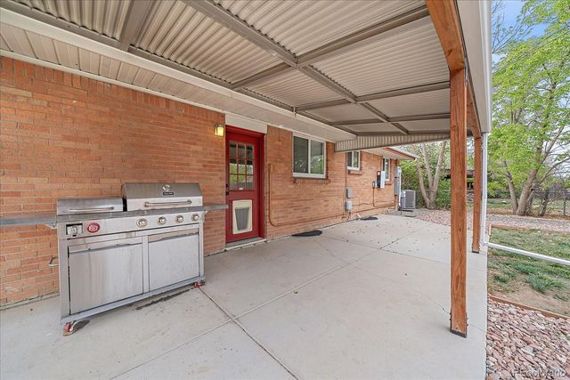 8581 Faraday Street, Denver, CO 80229