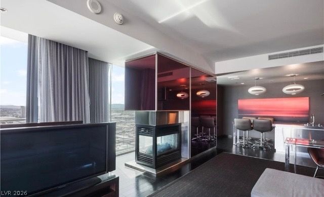4381 West Flamingo Road 2122, Las Vegas, NV 89103