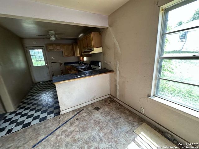 2522 Schley, San Antonio, TX 78210