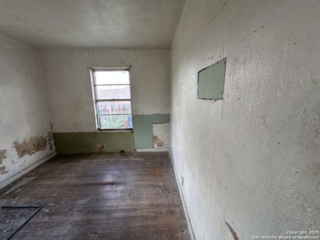 2522 Schley, San Antonio, TX 78210