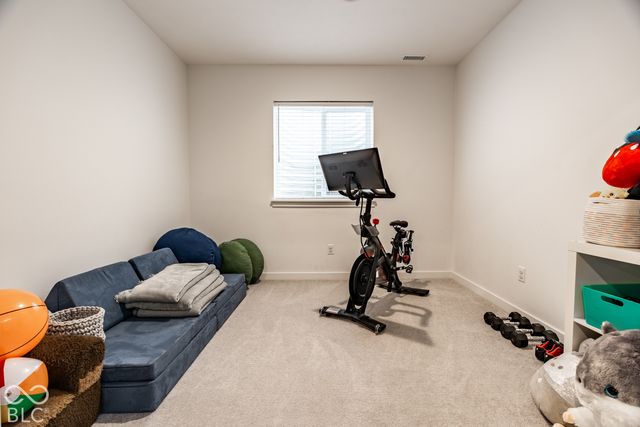 1517 Avondale Drive, Westfield, IN 46074