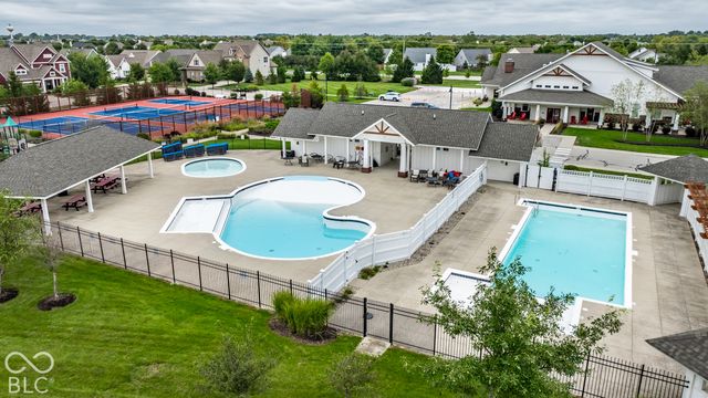 1517 Avondale Drive, Westfield, IN 46074