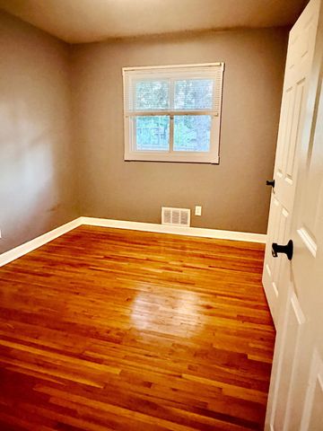 4333 Rahn Road, Eagan, MN 55122