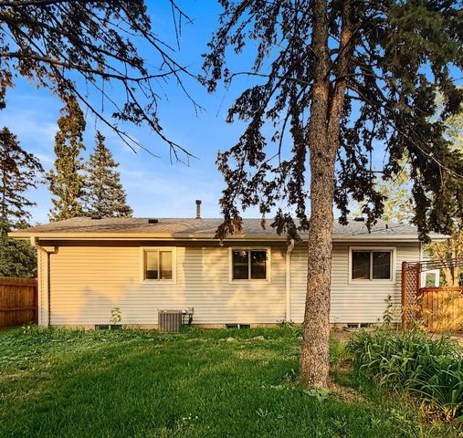 4333 Rahn Road, Eagan, MN 55122
