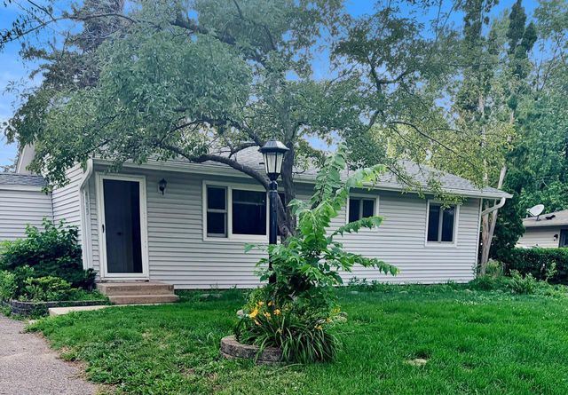 4333 Rahn Road, Eagan, MN 55122
