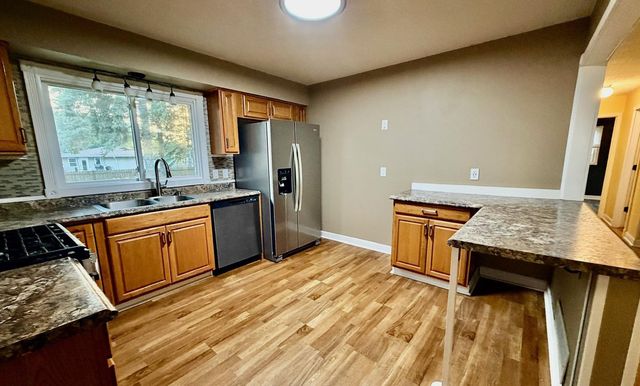 4333 Rahn Road, Eagan, MN 55122