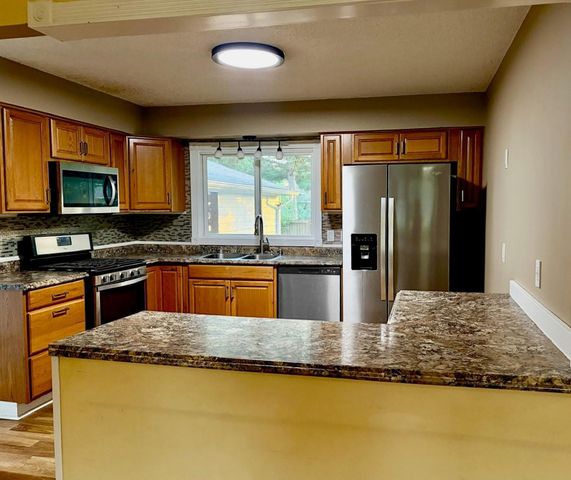 4333 Rahn Road, Eagan, MN 55122