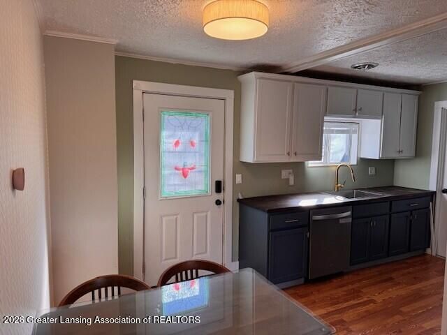 2600 Maplewood Avenue, Lansing, MI 48910