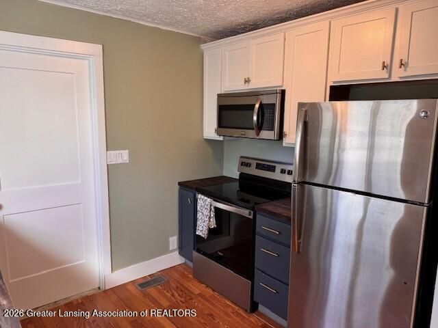 2600 Maplewood Avenue, Lansing, MI 48910