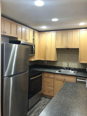 271 Boston Post Road E 4, Marlborough, MA 01752