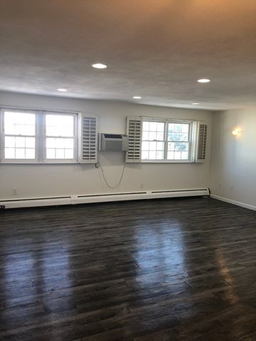 271 Boston Post Road E 4, Marlborough, MA 01752