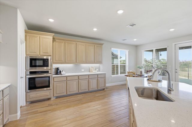 10000 Sequoia Street, Providence Village, TX 76227