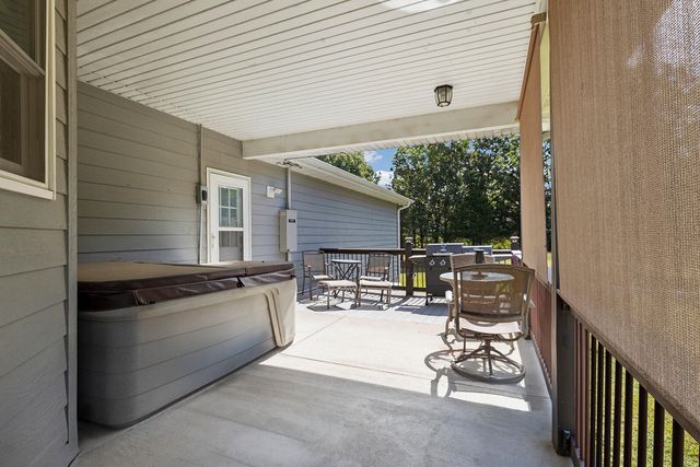 86 Rebas Hazelnut Drive, Fordland, MO 65652