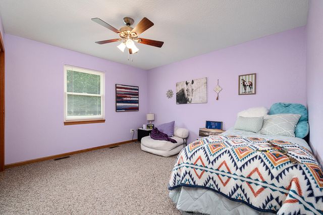 86 Rebas Hazelnut Drive, Fordland, MO 65652