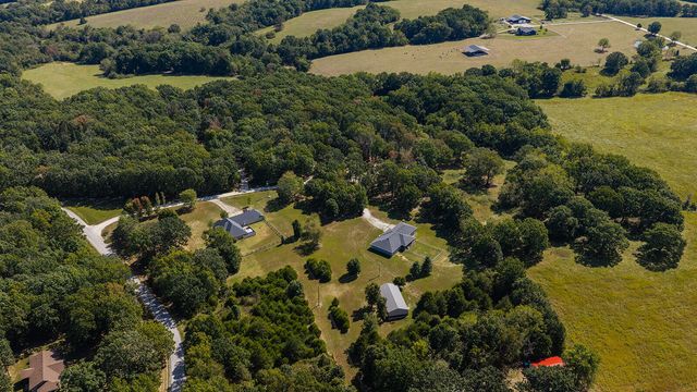 86 Rebas Hazelnut Drive, Fordland, MO 65652