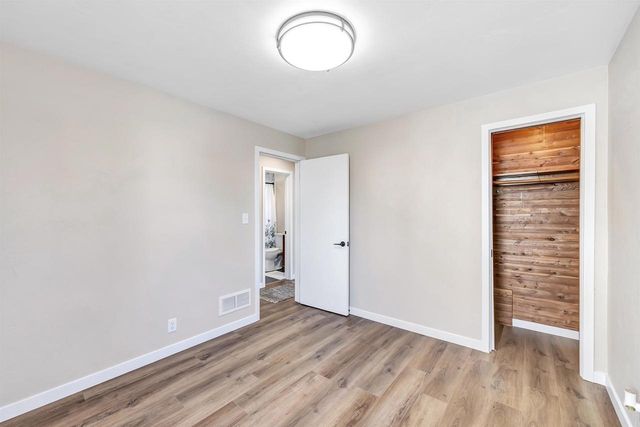 405 2ND STREET, Neenah, WI 54956