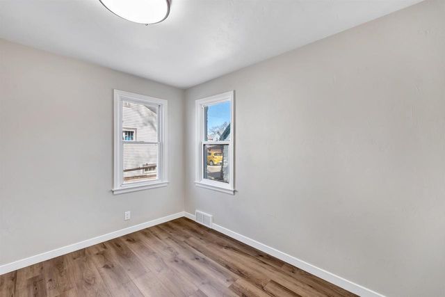 405 2ND STREET, Neenah, WI 54956