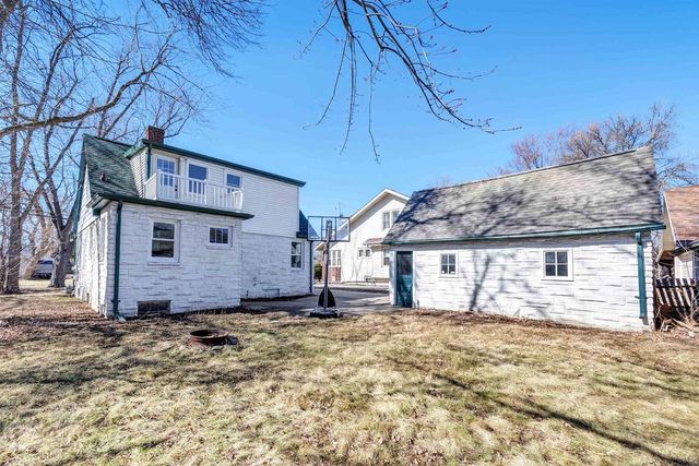 405 2ND STREET, Neenah, WI 54956