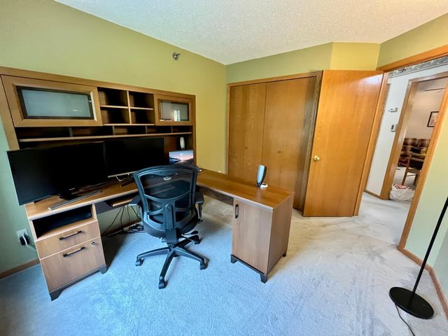 11275 Oregon Circle, Bloomington, MN 55438