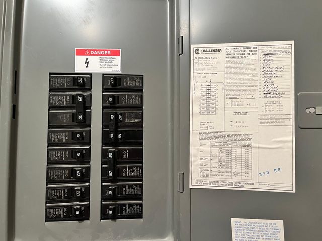 11275 Oregon Circle, Bloomington, MN 55438