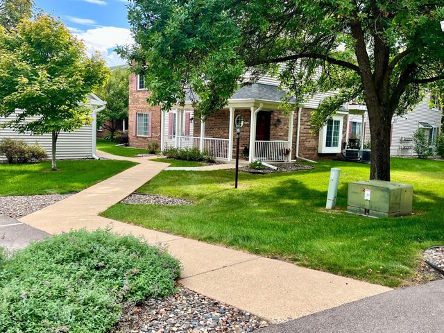 11275 Oregon Circle, Bloomington, MN 55438