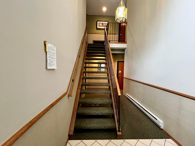 11275 Oregon Circle, Bloomington, MN 55438