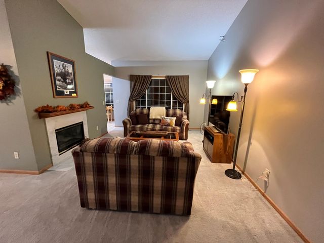 11275 Oregon Circle, Bloomington, MN 55438