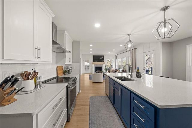 15190 Granada Road, Leawood, KS 66224