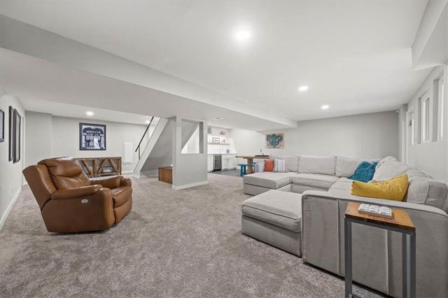 15190 Granada Road, Leawood, KS 66224