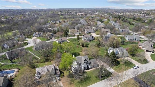 15190 Granada Road, Leawood, KS 66224