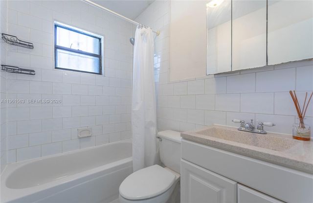 4350 SW 5th St, Miami, FL 33134