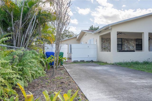 4350 SW 5th St, Miami, FL 33134