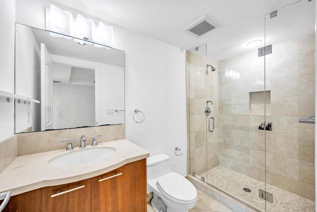 1200 Holiday Drive 902, Fort Lauderdale, FL 33316