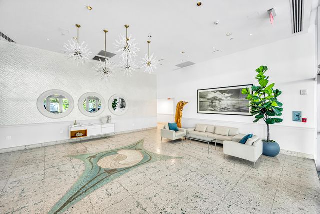 1200 Holiday Drive 902, Fort Lauderdale, FL 33316