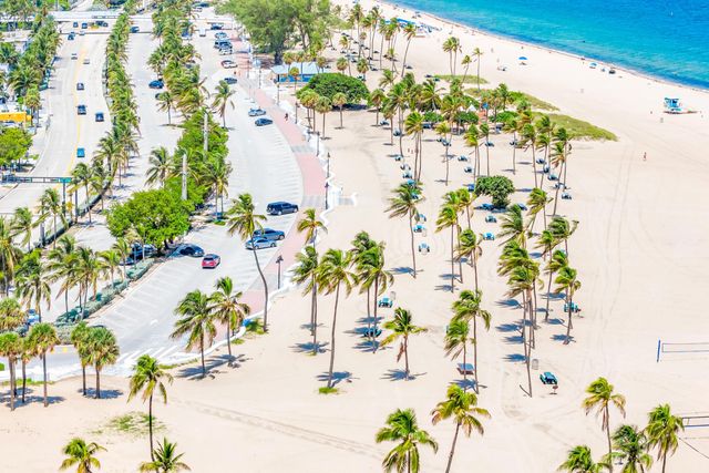 1200 Holiday Drive 902, Fort Lauderdale, FL 33316
