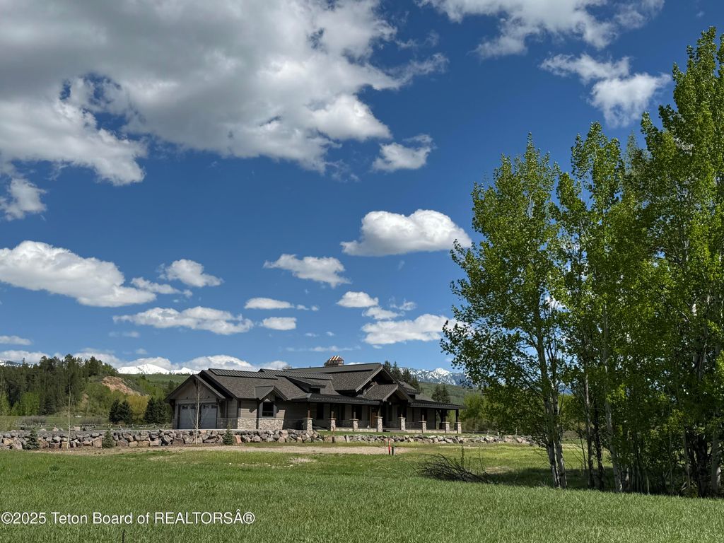 694 SALT RIVER RANCH Lane, Thayne, WY 83127 photo 5