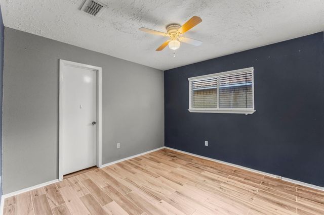 6310 Rustygate Drive, Spring, TX 77373