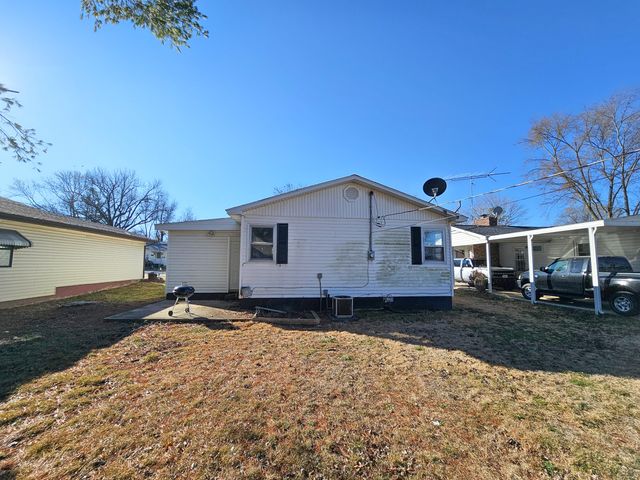 1435 W 6th Street, West Plains, MO 65775