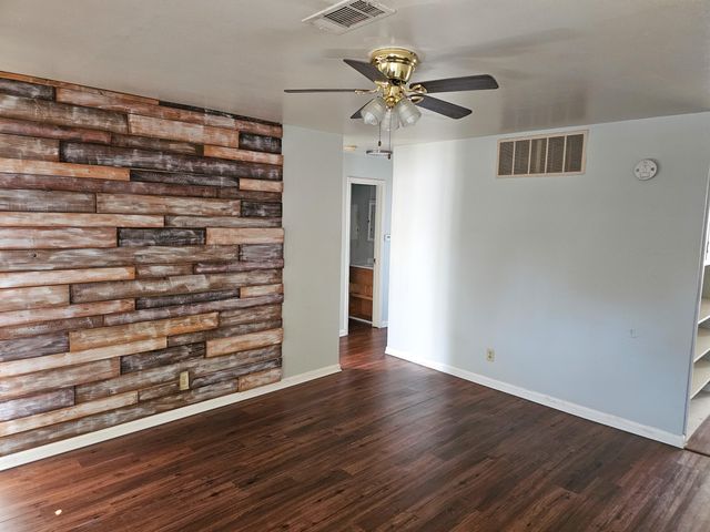 1435 W 6th Street, West Plains, MO 65775