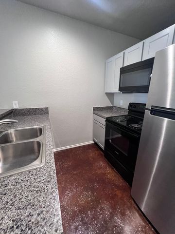 215 Price Lane 15, Weatherford, TX 76085