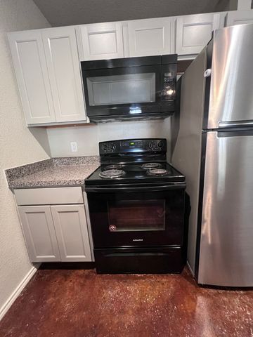 215 Price Lane 15, Weatherford, TX 76085